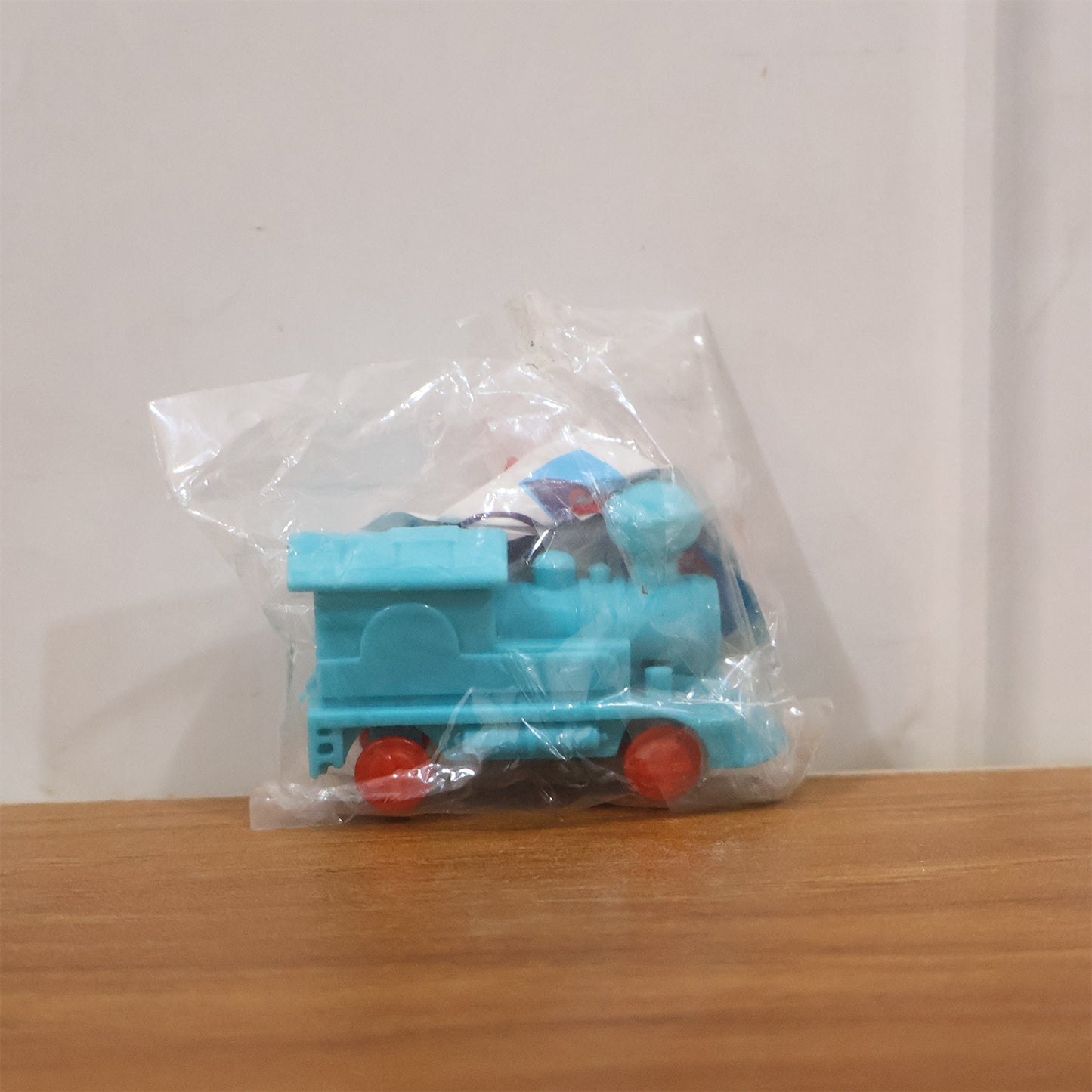 1pc Pull Along Back Train Friction Power Toy Vehicle Push And Go Crawling Toys Baby