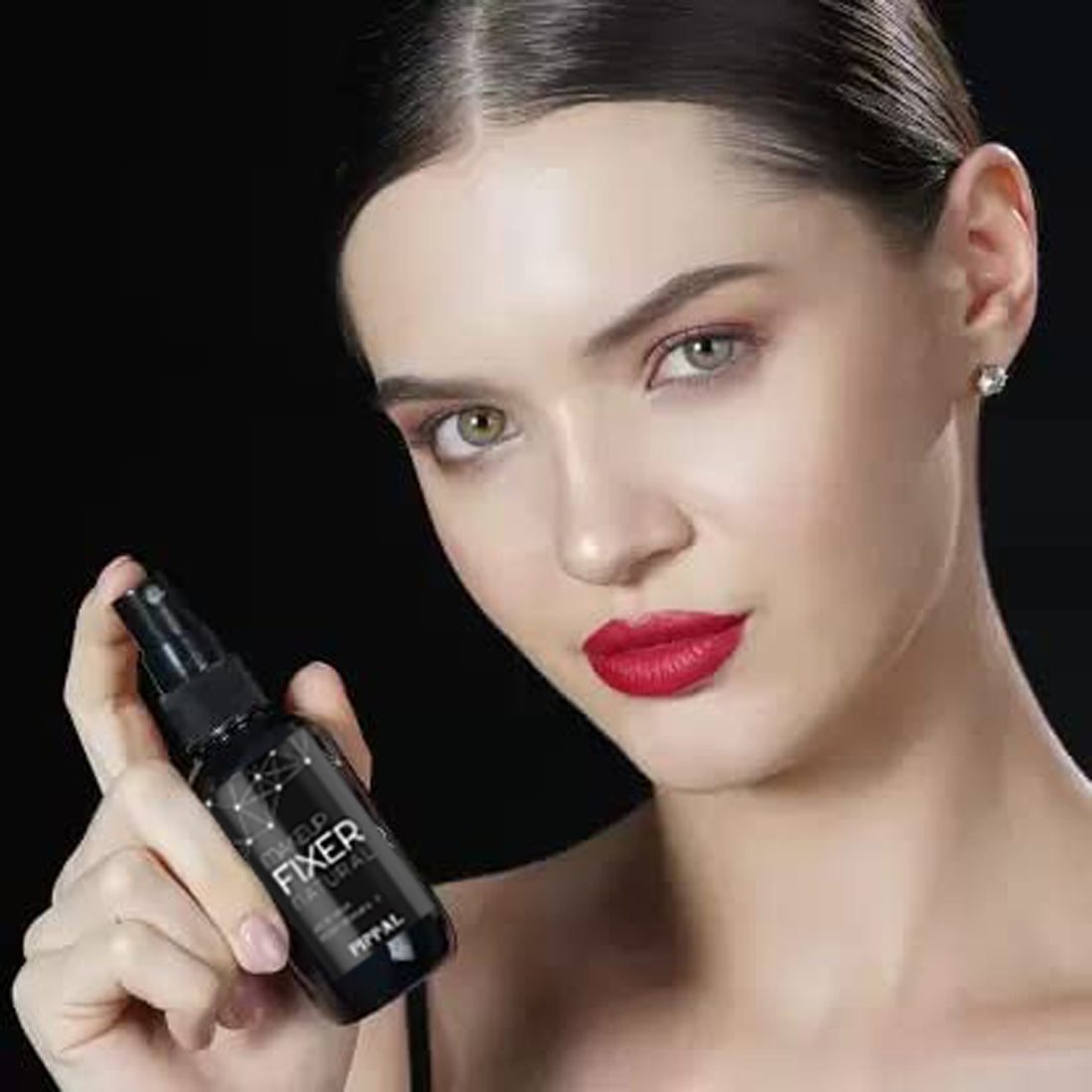 Pippal Beauty Makeup Fixer Natural Dewy Finish with Vitamin E And Aloe Vera Long-Lasting Hydrating & Refreshing Setting Spray 80ml (Pack of 1) with Fit Skin Supar Black Eyeliner
