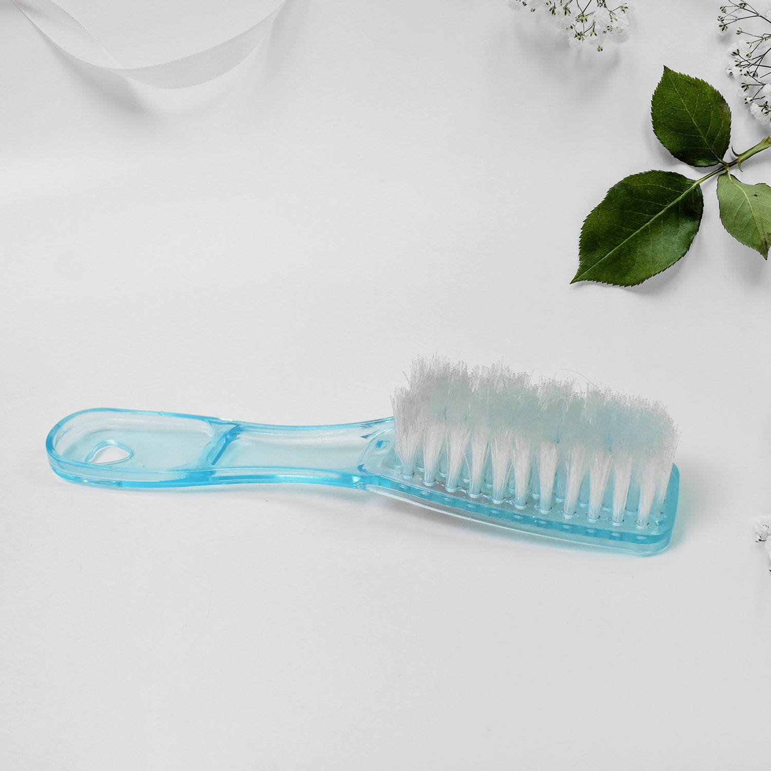 Plastic Handle Shoes Clothes Scrubbing Brush (1 Pc  Mix Color  19 Cm)