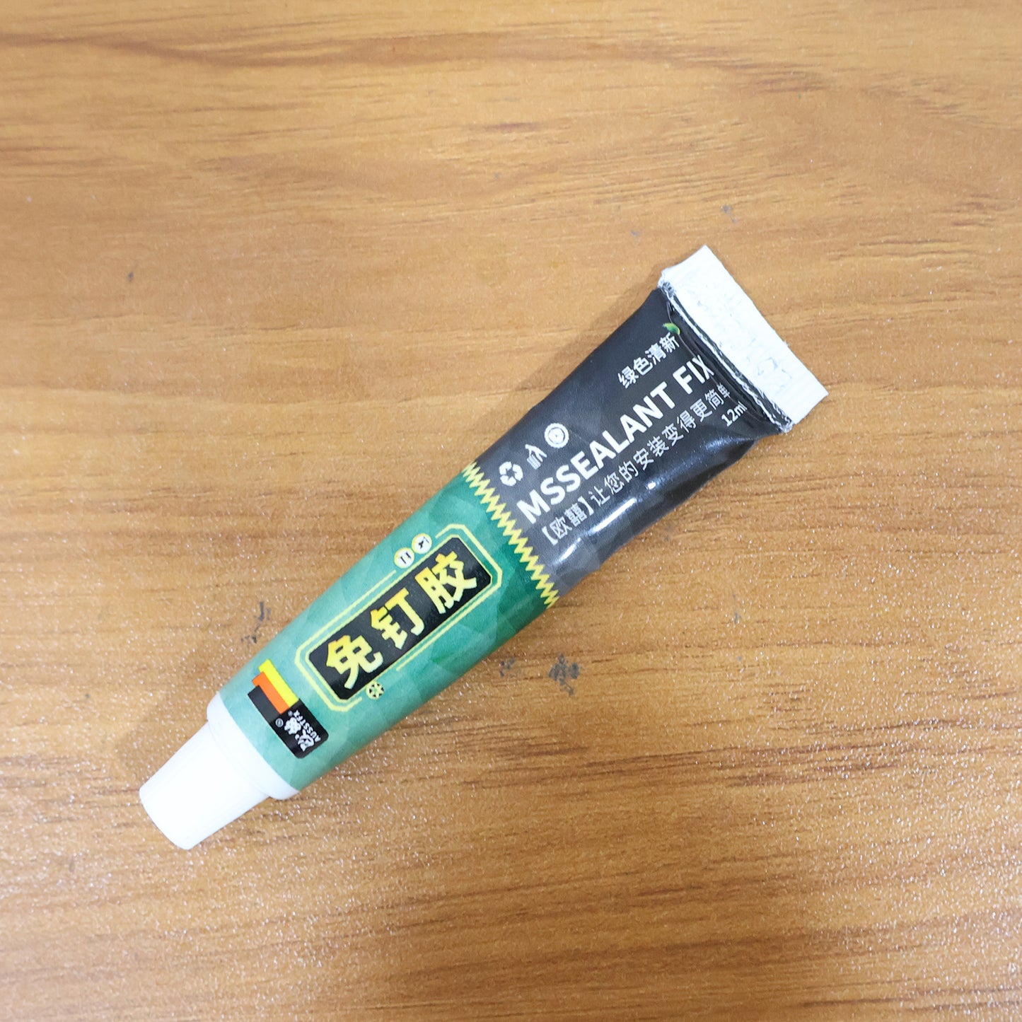 Multi-purpose Instant Repair Adhesive Sealant Gel (1 Pc  12 Ml)