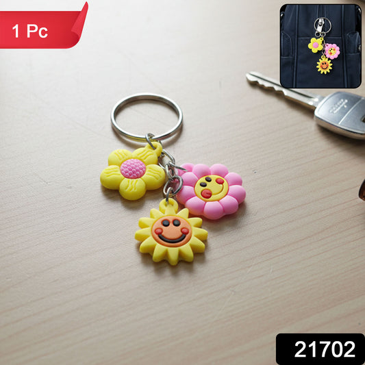 Cute Flower  Smiley Face Cartoon Keychain (1 Pc)