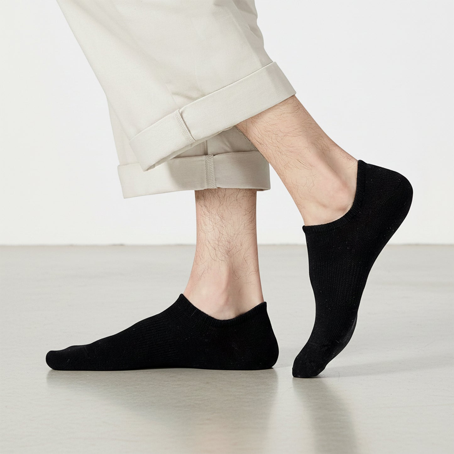 Classic Black Low-cut Invisible Socks (1 Pair)